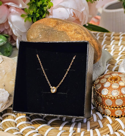 Simple Zircon Solitaire Necklace